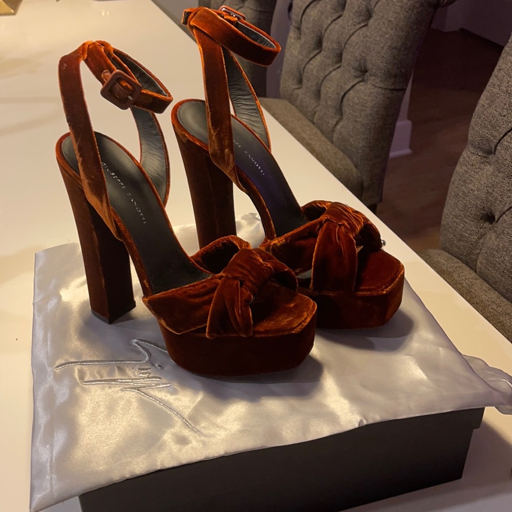 Giuseppe Zanotti Jetamie Sandal